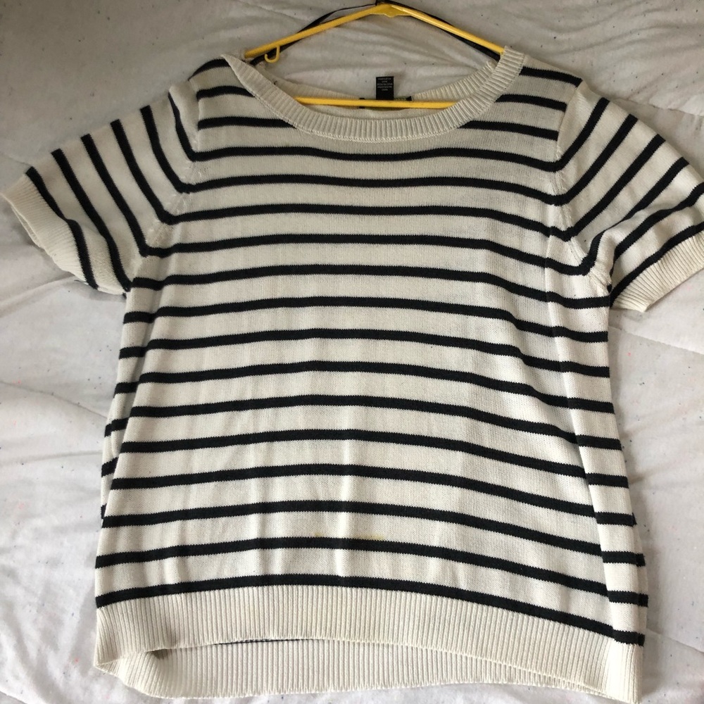 Black and white striped sweater t-shirt